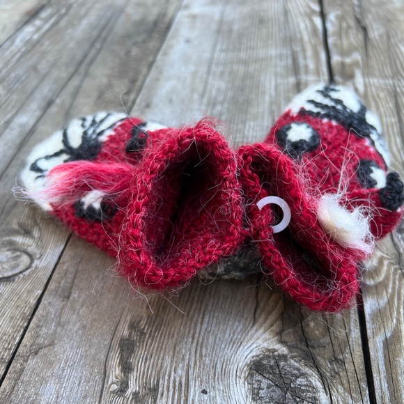 Adorable Red Fox Kids Mittens Art from Peru Great Holiday Accessory NWOT - Picture 3 of 6